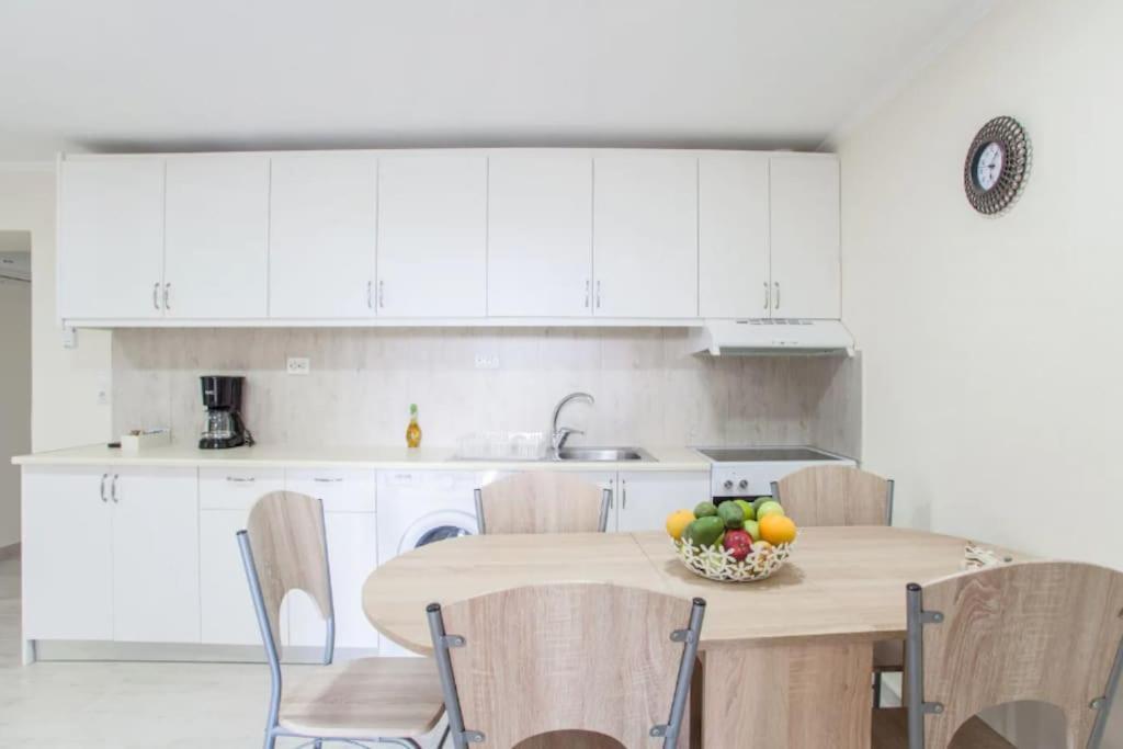 干尼亞Newly Reconstructed Flat 107Sqm!公寓 外观 照片