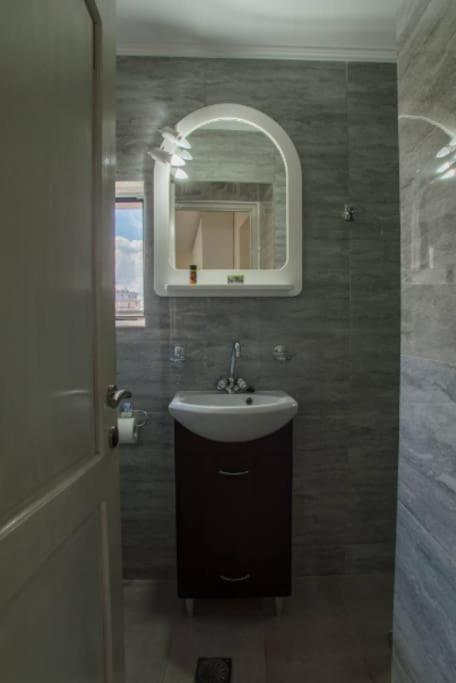 干尼亞Newly Reconstructed Flat 107Sqm!公寓 外观 照片